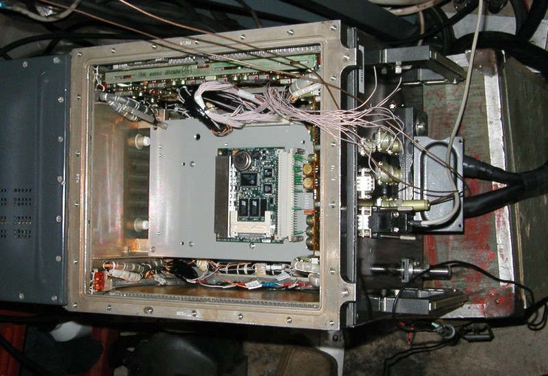 Тренажер ассистент гравитрон. Гравитон материнская. Гравитон сервер. Baikal материнская плата. Гравитон материнская.